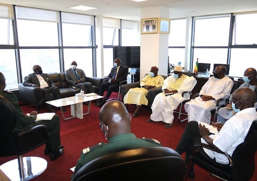 Audience du MFA une délégation de l'Association des Officiers Sénégalais Formés Au Royaume du Maroc Audience du MFA une délégation de l'Association des Officiers Sénégalais Formés Au Royaume du Maroc